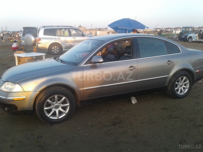 Volkswagen Passat 2004, 230,000 km - 1.8 l - Bakı