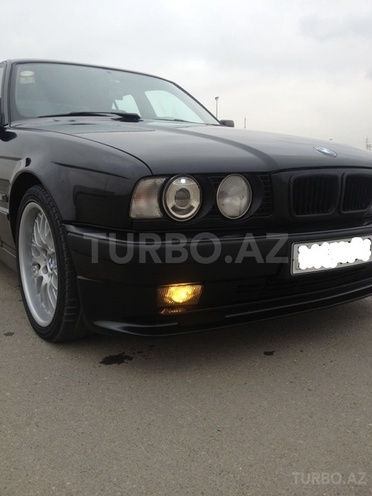 BMW 525 1995, 297,000 km - 2.5 l - Bakı