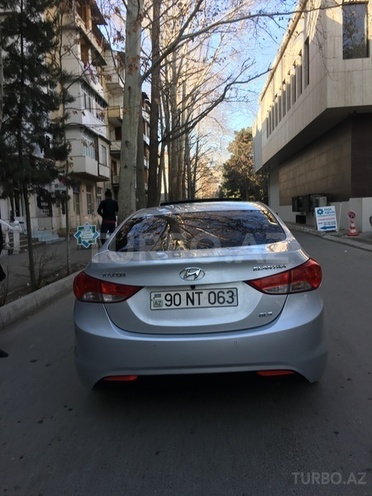 Hyundai Elantra 2011, 230,000 km - 1.8 l - Mingəçevir