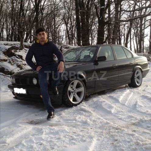 BMW 525 1995, 297,000 km - 2.5 l - Bakı