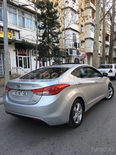 Hyundai Elantra 2011, 230,000 km - 1.8 l - Mingəçevir