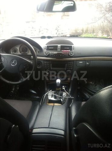 Mercedes E 220 2002, 105,500 km - 2.2 l - Bakı