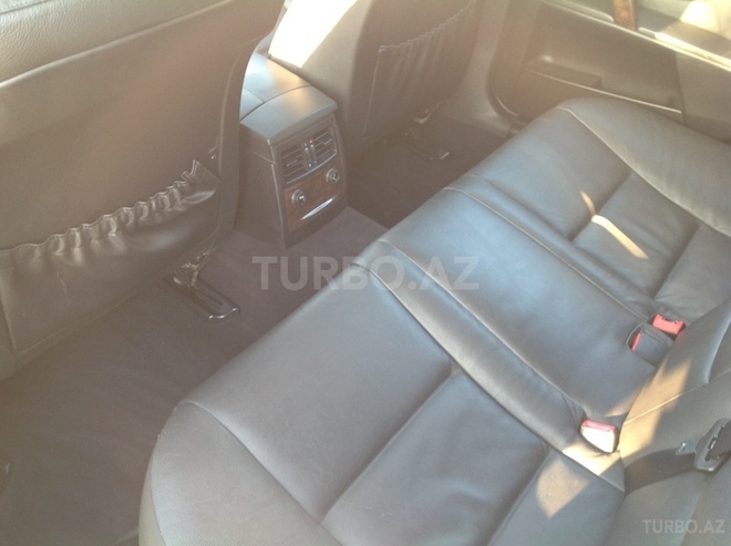 BMW 530 2005, 230,000 km - 3.0 л - Bakı