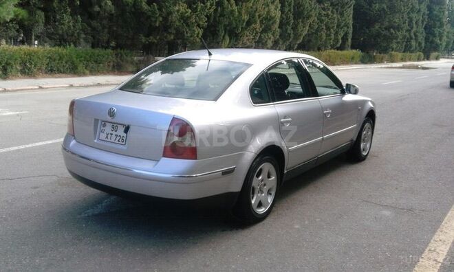 Volkswagen Passat 2001, 225,000 km - 1.8 l - Sumqayıt