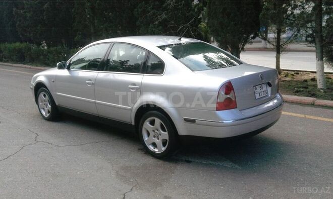Volkswagen Passat 2001, 225,000 km - 1.8 l - Sumqayıt