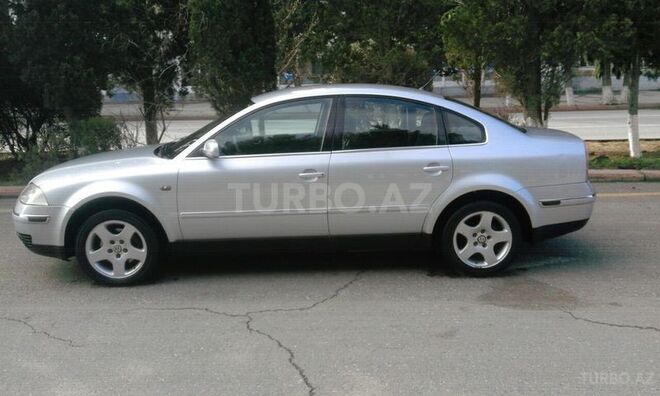 Volkswagen Passat 2001, 225,000 km - 1.8 l - Sumqayıt