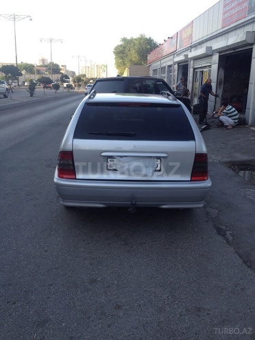 Mercedes C 200 1998, 276,500 km - 2.0 l - Bakı