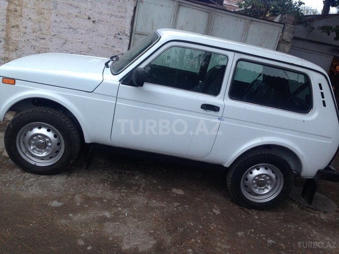 LADA (VAZ) Niva 2014, 27,000 km - 1.7 л - Gəncə