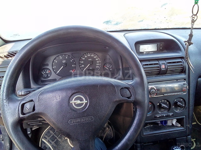 Opel Astra 1999, 300,000 km - 2.0 l - Bakı