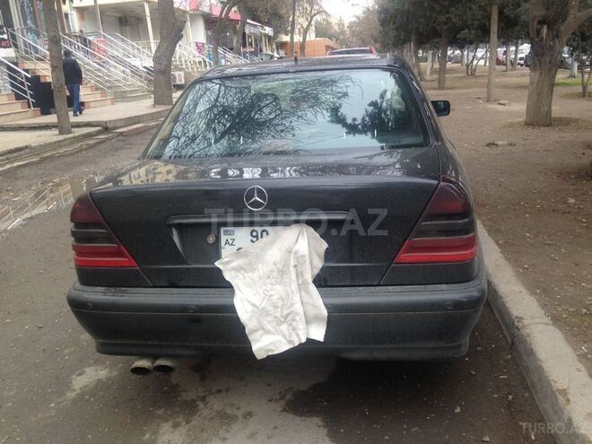 Mercedes C 230 1997, 240,000 km - 2.3 л - Bakı