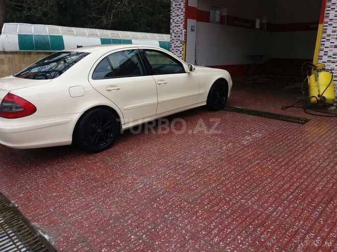 Mercedes E 220 2008, 235,000 km - 2.2 л - Bakı