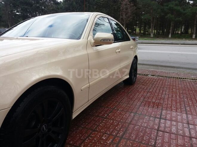 Mercedes E 220 2008, 235,000 km - 2.2 л - Bakı