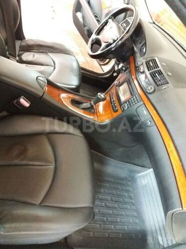 Mercedes E 220 2008, 235,000 km - 2.2 л - Bakı