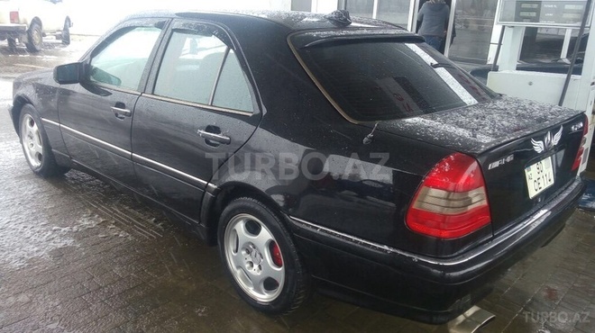 Mercedes C 230 1996, 226,000 km - 2.3 l - Qazax