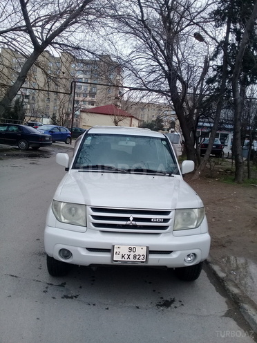 Mitsubishi Pajero io 2000, 250,000 km - 2.0 l - Bakı