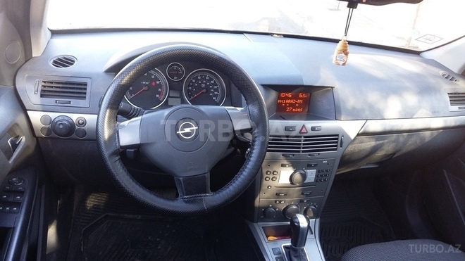 Opel Astra 2008, 180,000 km - 1.8 l - Bakı