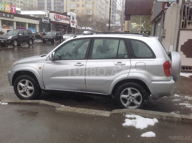 Toyota RAV4 2001, 181,000 km - 2.0 l - Bakı