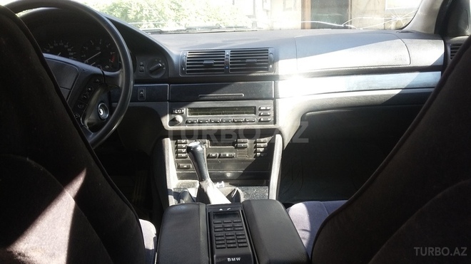 BMW 528 1996, 326,000 km - 2.8 л - Bakı