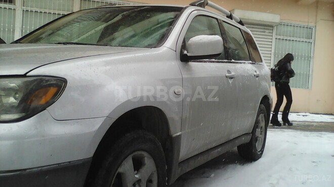Mitsubishi Outlander 2002, 109,800 km - 2.4 l - Bakı