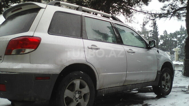 Mitsubishi Outlander 2002, 109,800 km - 2.4 l - Bakı