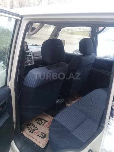 Mitsubishi Pajero io 2000, 250,000 km - 2.0 l - Bakı