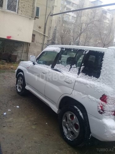 Mitsubishi Pajero io 2000, 250,000 km - 2.0 l - Bakı