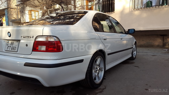 BMW 525 2001, 108,800 km - 2.5 l - Bakı