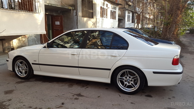 BMW 525 2001, 108,800 km - 2.5 l - Bakı