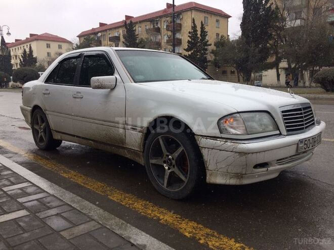 Mercedes C 180 1996, 287,000 km - 1.8 l - Sumqayıt