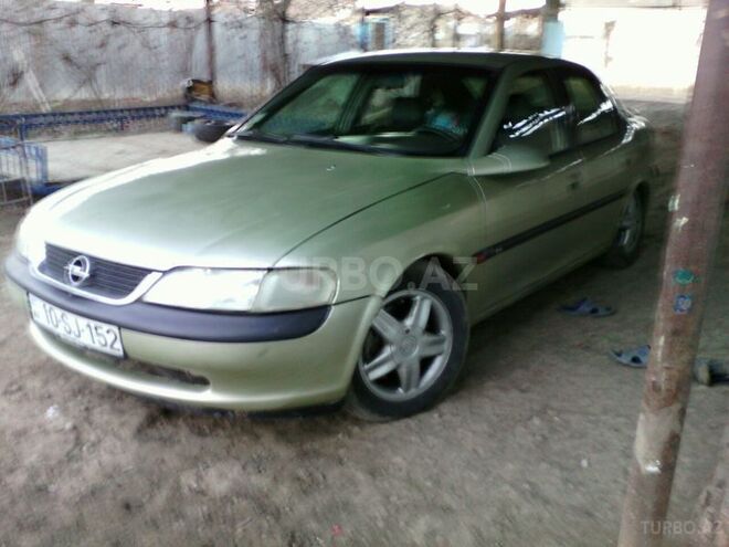 Opel Vectra 1995, 366,600 km - 2.0 l - Biləsuvar