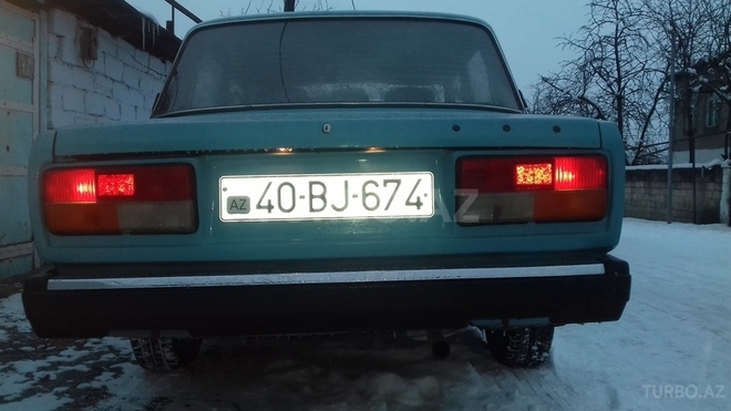 LADA (VAZ) 2107 1994, 130,000 km - 1.6 l - Quba