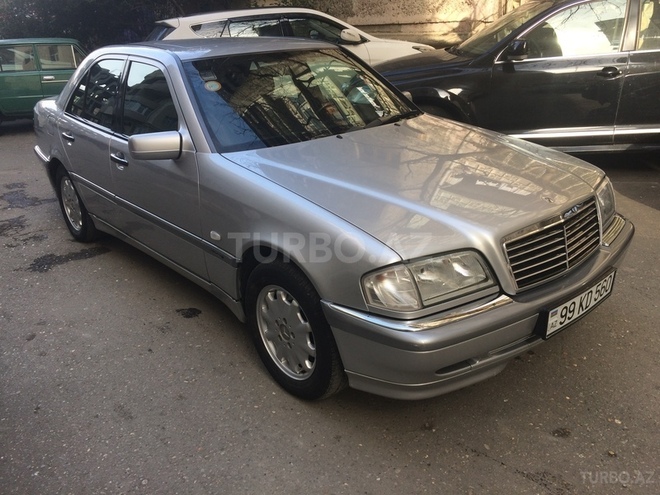 Mercedes C 240 1998, 220,000 km - 0.3 l - Bakı