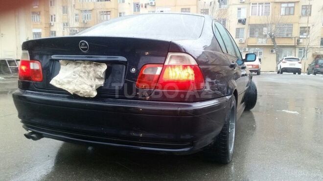 BMW 325 2001, 175,000 km - 2.5 l - Bakı