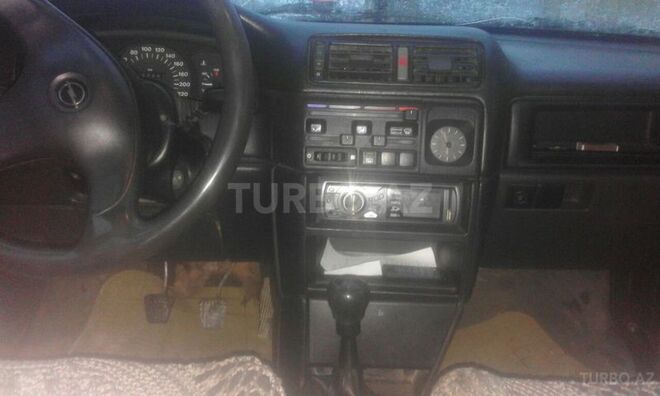 Opel Vectra 1992, 250,000 km - 1.8 л - Bakı