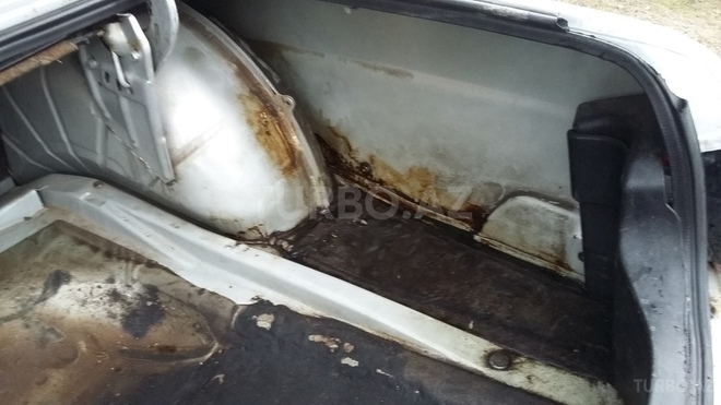 GAZ 31105 2005, 88,700 km - 2.3 л - Ucar