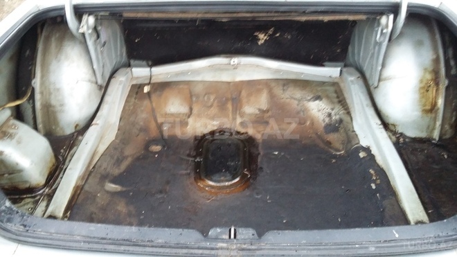 GAZ 31105 2005, 88,700 km - 2.3 л - Ucar
