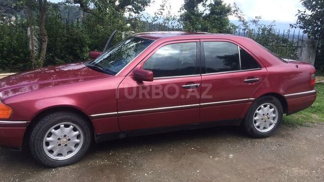 Mercedes C 220 1994, 250,000 km - 2.2 l - Astara
