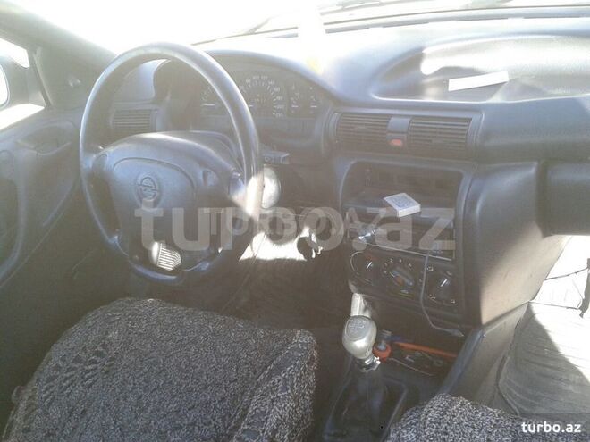Opel Astra 1995, 397,198 km - 1.6 l - Sumqayıt