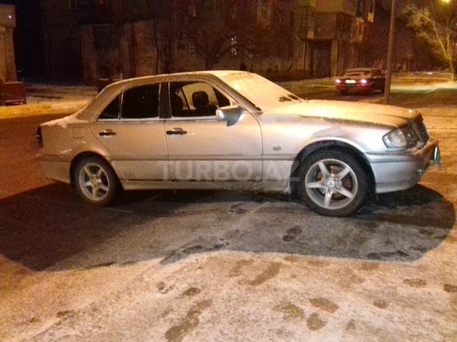 Mercedes C 200 1998, 357,000 km - 0.2 l - Sumqayıt