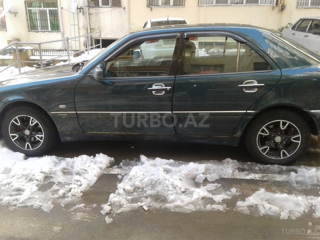Mercedes A 200 1988, 238,236 km - 0.3 l - Xırdalan