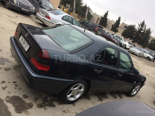 Mercedes C 200 1998, 145,000 km - 2.0 l - Bakı