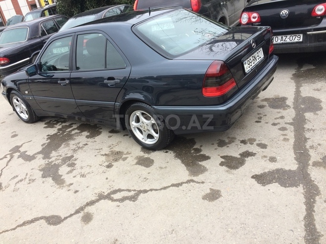 Mercedes C 200 1998, 145,000 km - 2.0 l - Bakı