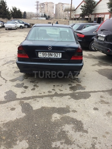 Mercedes C 200 1998, 145,000 km - 2.0 l - Bakı