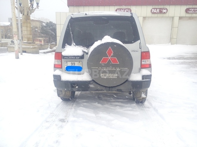 Mitsubishi Pajero io 2000, 210,000 km - 1.8 l - Sumqayıt