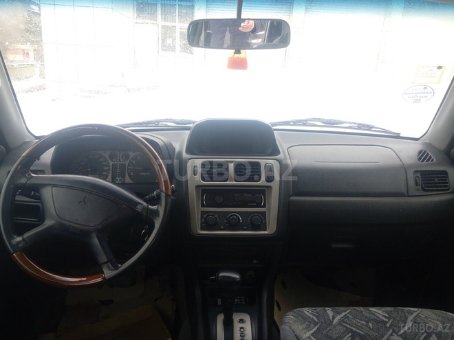 Mitsubishi Pajero io 2000, 210,000 km - 1.8 l - Sumqayıt