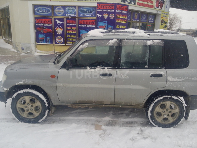 Mitsubishi Pajero io 2000, 210,000 km - 1.8 l - Sumqayıt