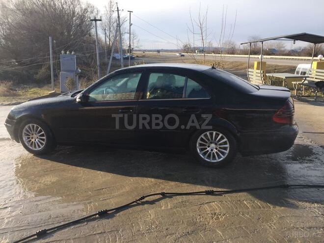 Mercedes E 220 2002, 3,500 km - 2.2 l - Yevlax