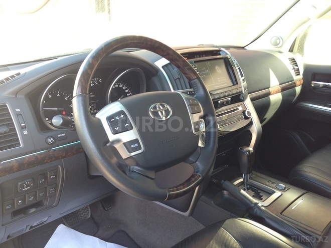 Toyota Land Cruiser 2014, 15,000 km - 4.6 l - Bakı