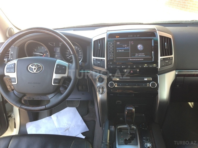 Toyota Land Cruiser 2014, 15,000 km - 4.6 l - Bakı