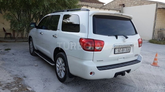 Toyota Sequoia 2009, 80,000 km - 5.7 l - Bakı